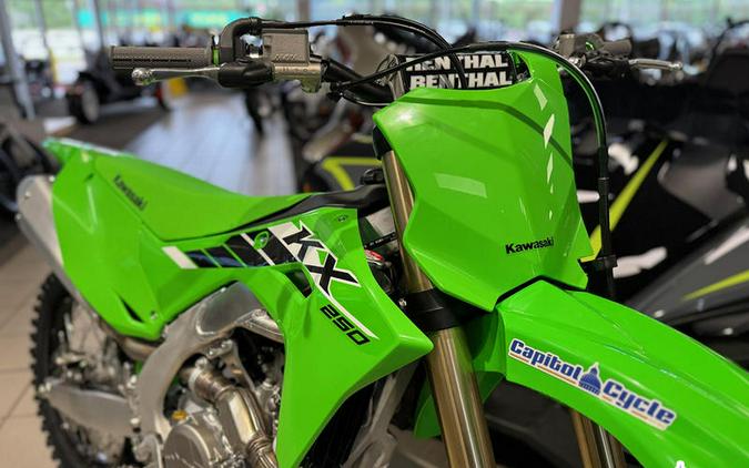 2025 Kawasaki KX250 and KX250X First Look [9 Fast Facts]