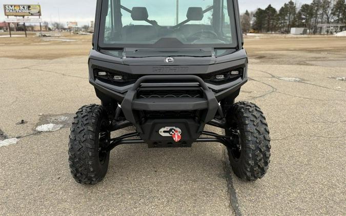 2026 Can-Am® Defender XT CAB HD11