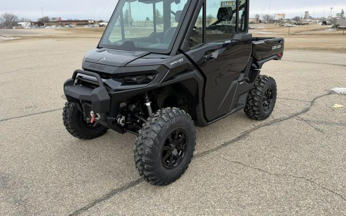 2026 Can-Am® Defender XT CAB HD11