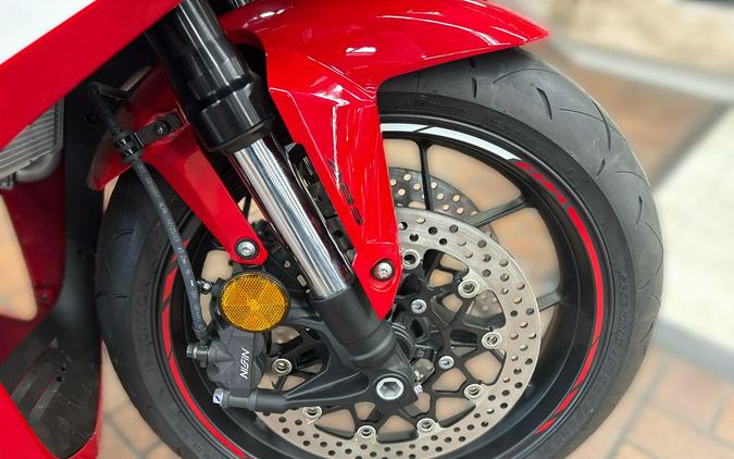 2025 Honda CBR650R E-CLUTCH