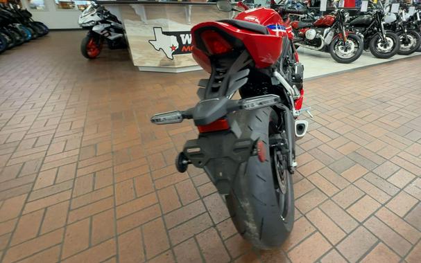 2025 Honda CBR650R E-CLUTCH