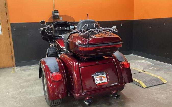 2015 Harley-Davidson® FLHTCUTG - Tri-Glide® Ultra