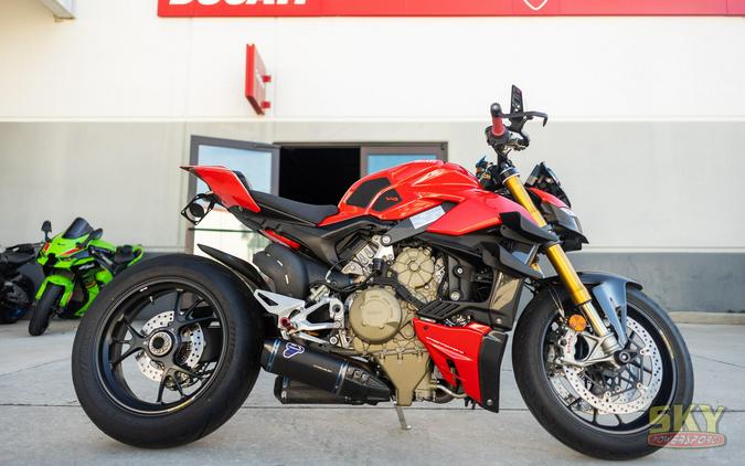 2022 Ducati Streetfighter V4S