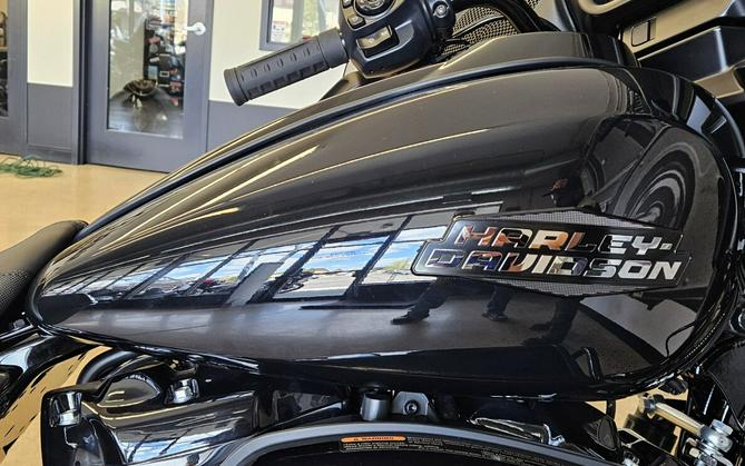 2026 Street Glide FLHX
