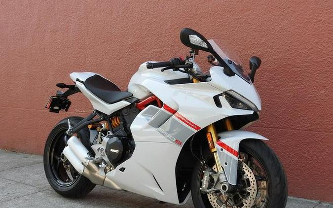 2024 Ducati Supersport 950 S White Stripe