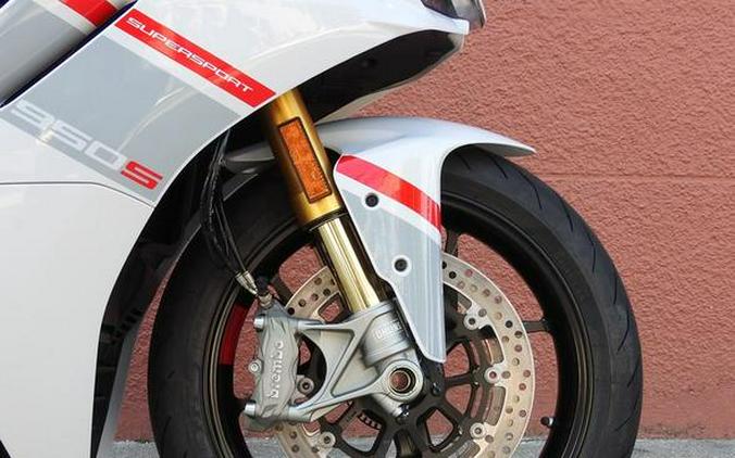 2024 Ducati Supersport 950 S White Stripe