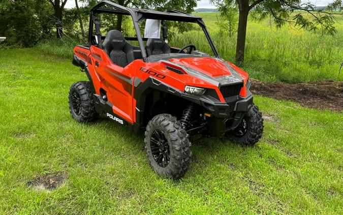 2024 Polaris Industries GENERAL® 1000 Sport G24GAP99AF