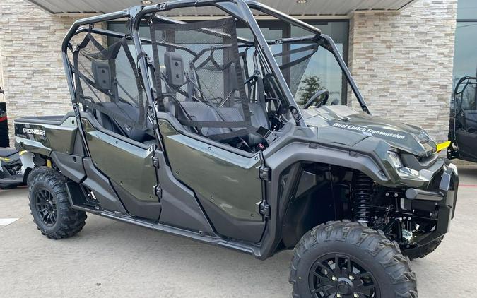 2025 Honda® PIONEER 1000-6 DLX CREW DELUXE