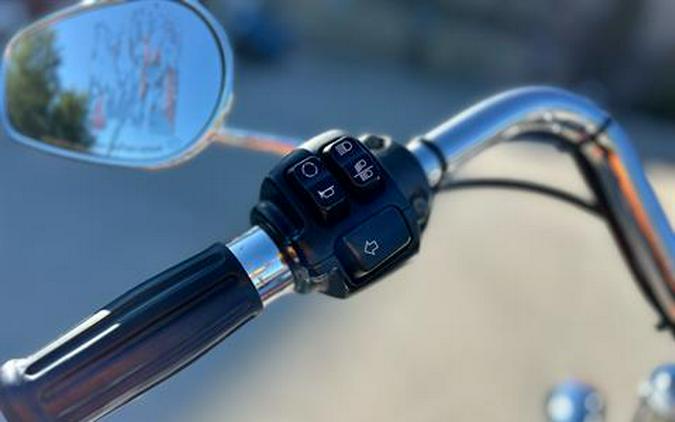 2015 Harley-Davidson Softail® Deluxe