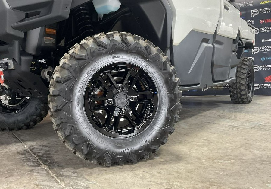 2026 Can-Am® Defender MAX Limited HD11