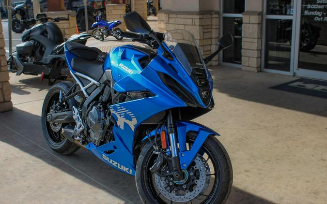 2026 SUZUKI GSX-8R