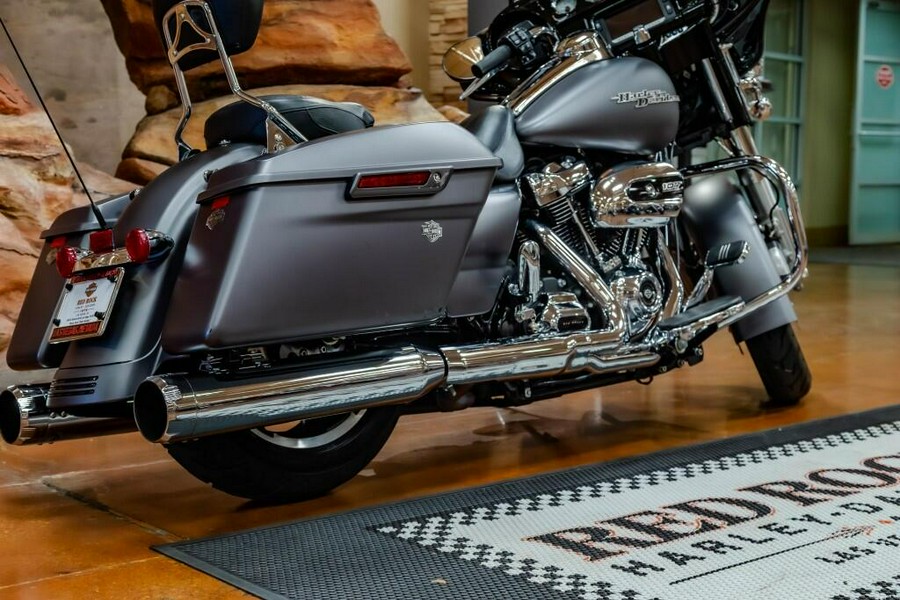 2017 Harley-Davidson Street Glide Special Grand American Touring FLHXS