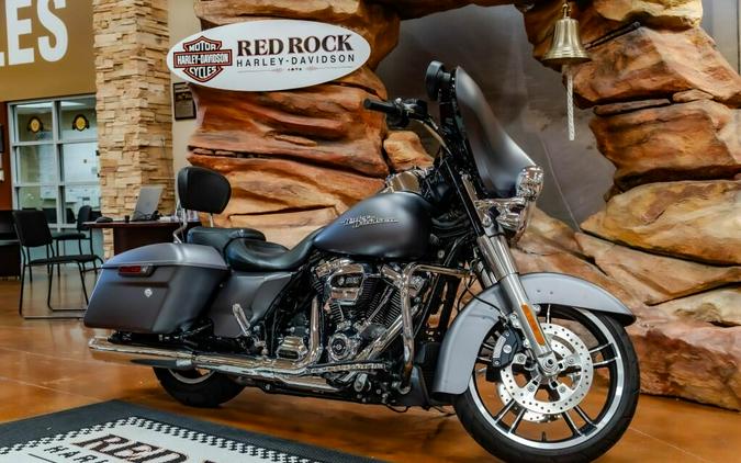 2017 Harley-Davidson Street Glide Special Grand American Touring FLHXS