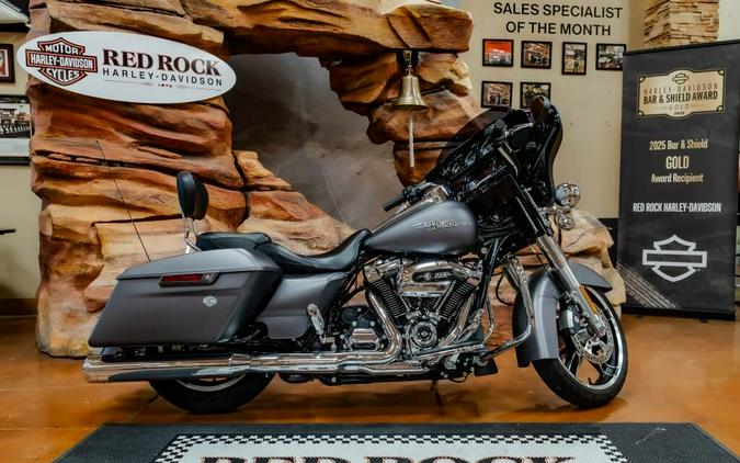 2017 Harley-Davidson Street Glide Special Grand American Touring FLHXS