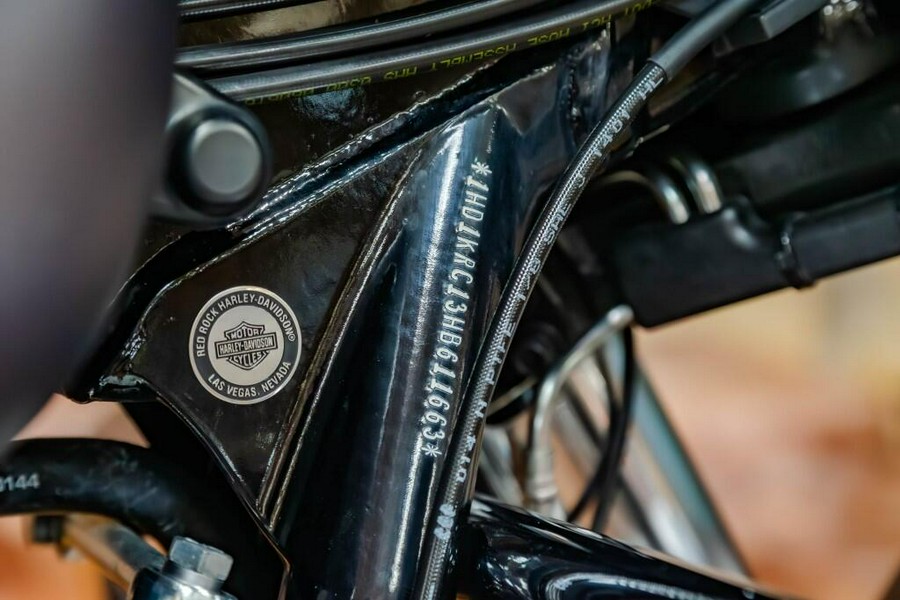 2017 Harley-Davidson Street Glide Special Grand American Touring FLHXS