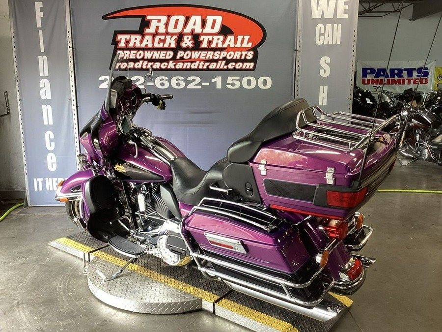 2011 Harley-Davidson® FLHTCU - Ultra Classic® Electra Glide®