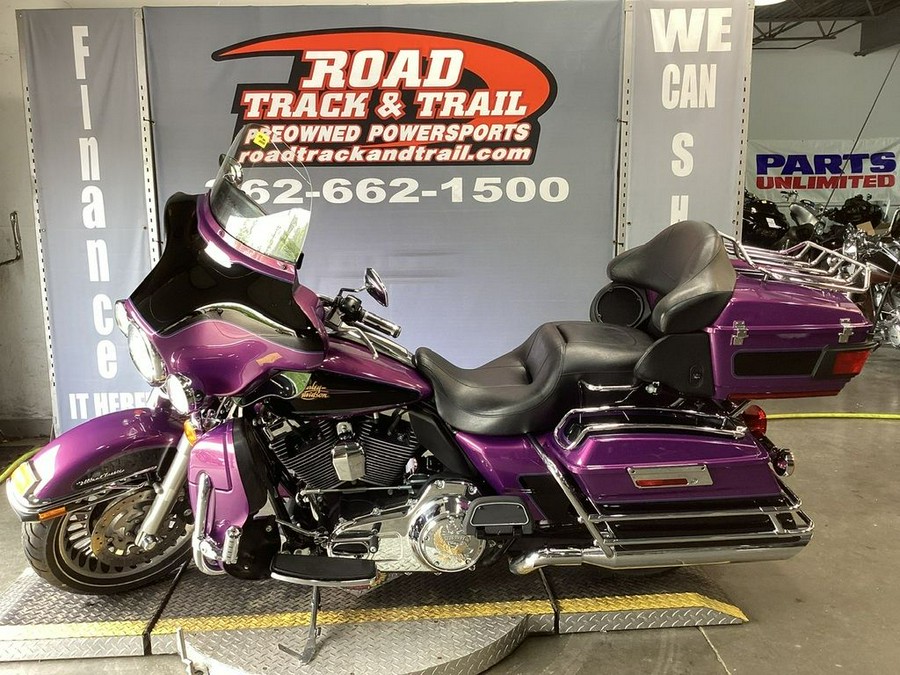 2011 Harley-Davidson® FLHTCU - Ultra Classic® Electra Glide®