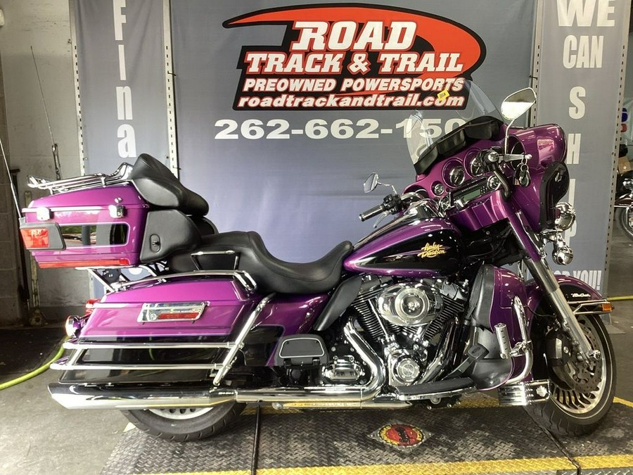 2011 Harley-Davidson® FLHTCU - Ultra Classic® Electra Glide®