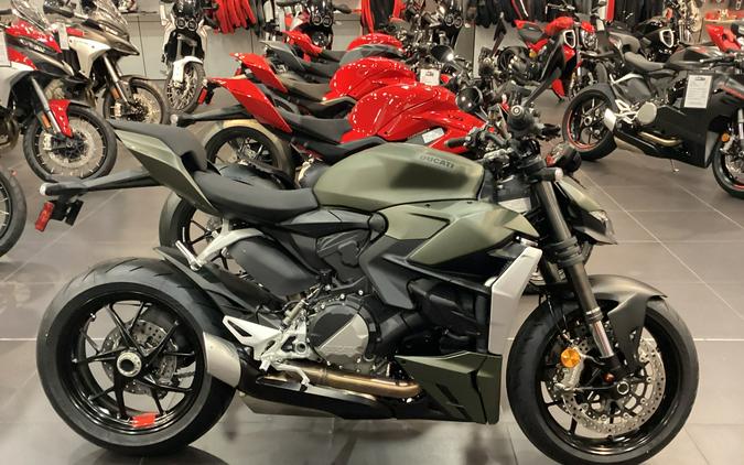 2024 Ducati Streetfighter V2