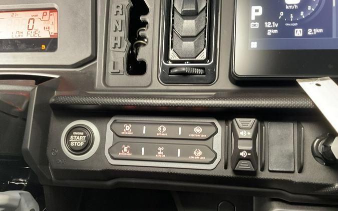 2026 Can-Am® Defender MAX Limited HD11 Dark Wildland Camo