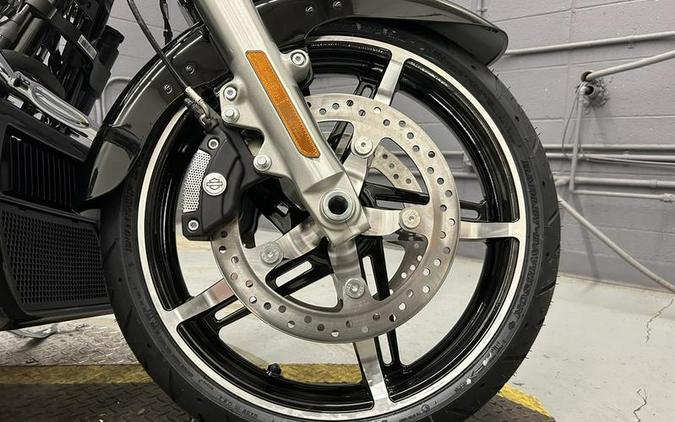 2025 Harley-Davidson® FLHX - Street Glide®