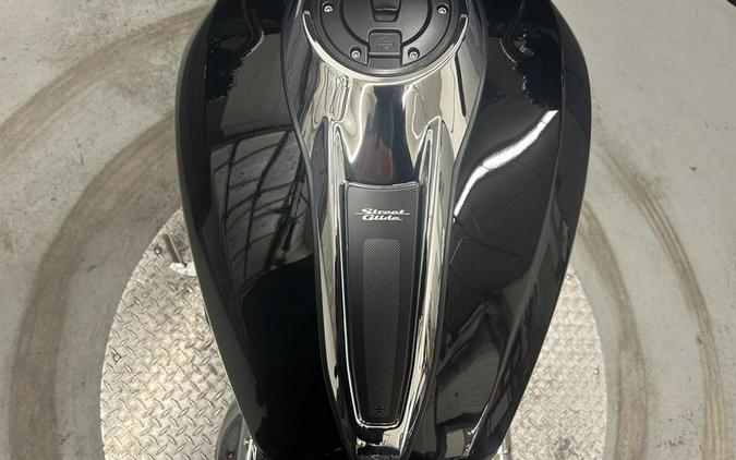 2025 Harley-Davidson® FLHX - Street Glide®