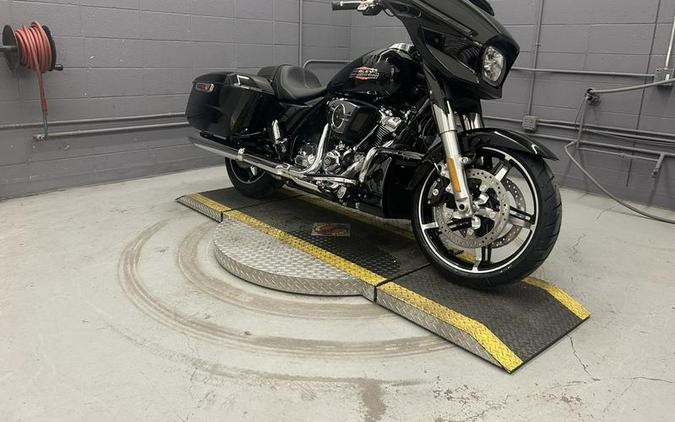 2025 Harley-Davidson® FLHX - Street Glide®