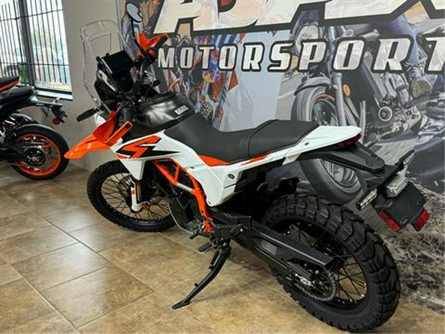 2025 KTM 390 Adventure R