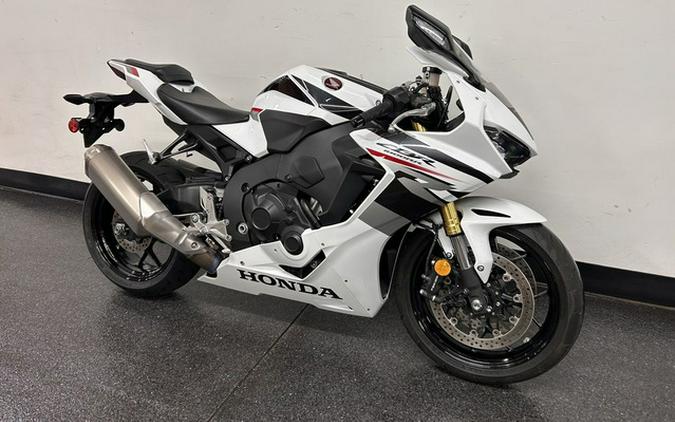 2025 Honda CBR1000RR