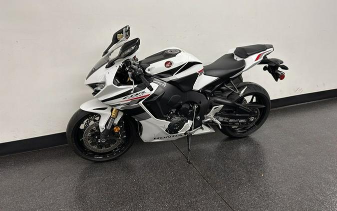 2025 Honda CBR1000RR