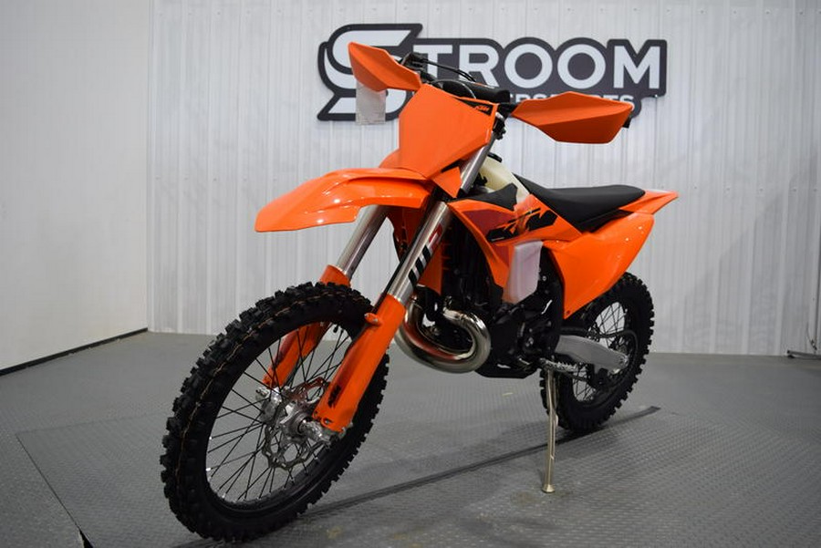 2025 KTM 300 XC