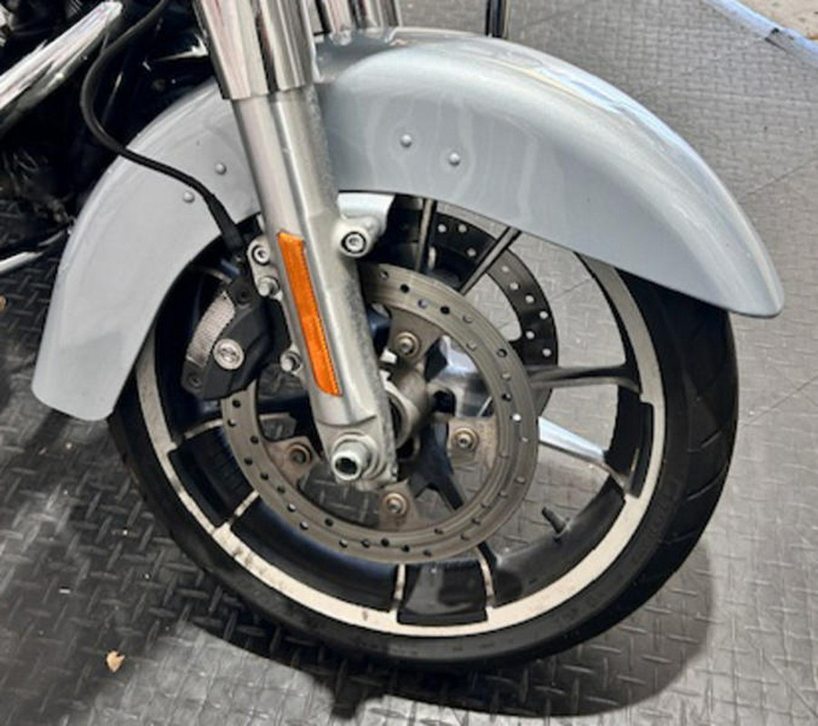 2023 Harley-Davidson® FLHX - Street Glide®