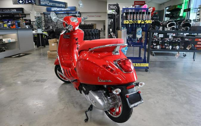 2023 Vespa Primavera 150 Red