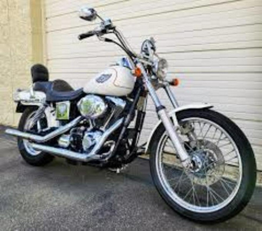 2006 Harley-Davidson® FXDWGI - Dyna® Wide Glide®