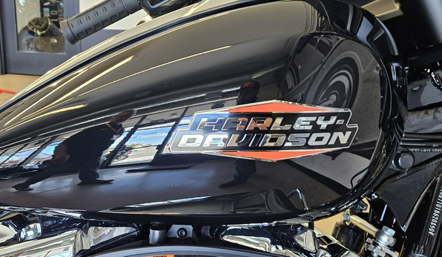 2026 Street Glide FLHX