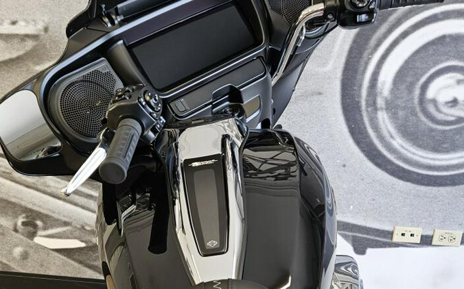 2026 Street Glide FLHX