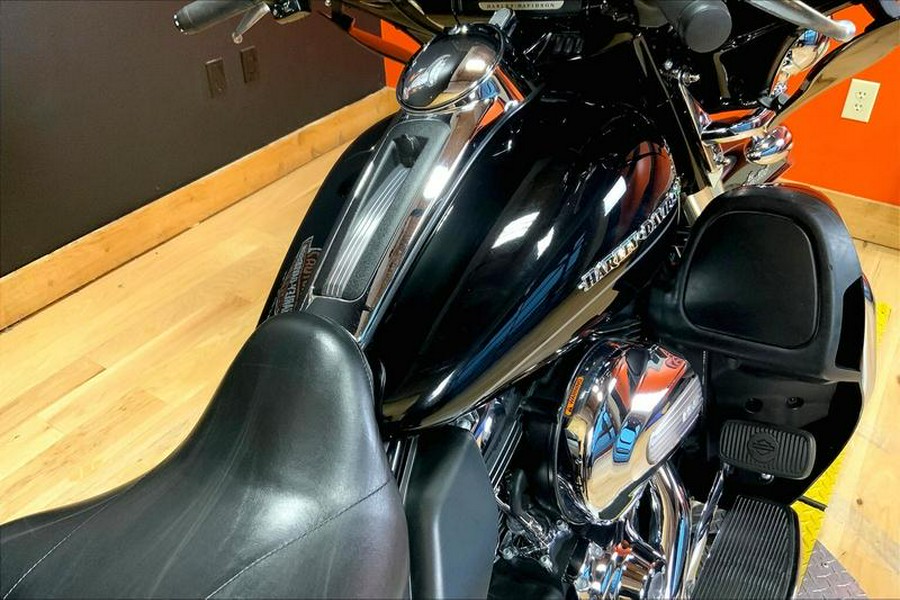 2014 Harley-Davidson® FLHTK - Electra Glide® Ultra Limited