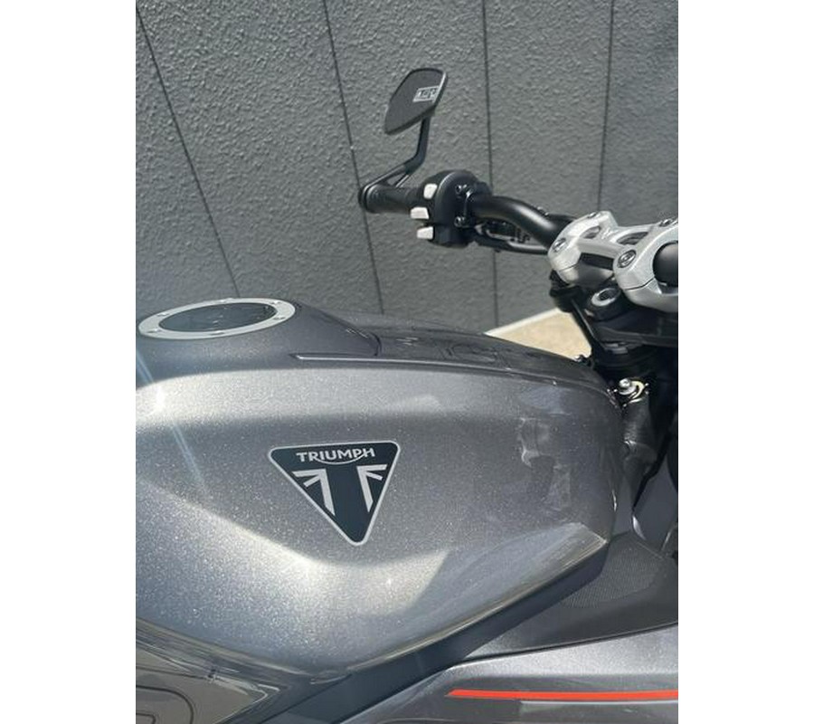 2024 Triumph Street Triple 765 RS Silver Ice