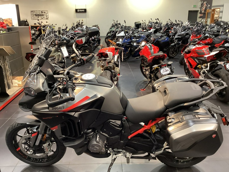 2024 Ducati Multistrada V4 S Grand Tour