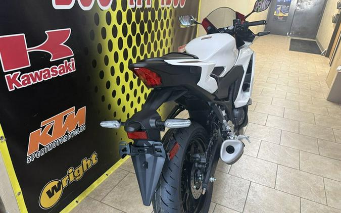 2026 Yamaha YZF R3 70Th Anniversary Edition