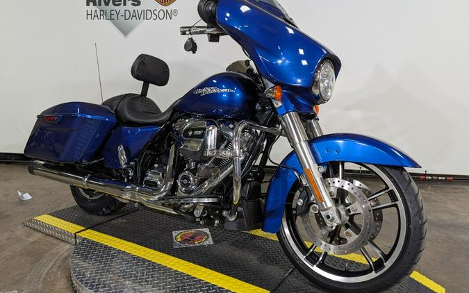 2017 Harley-Davidson Street Glide Special Superior Blue