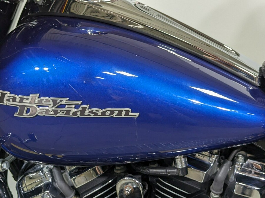 2017 Harley-Davidson Street Glide Special Superior Blue