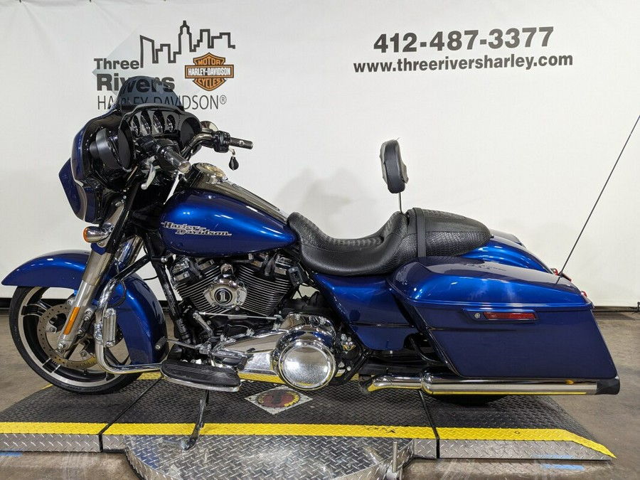 2017 Harley-Davidson Street Glide Special Superior Blue