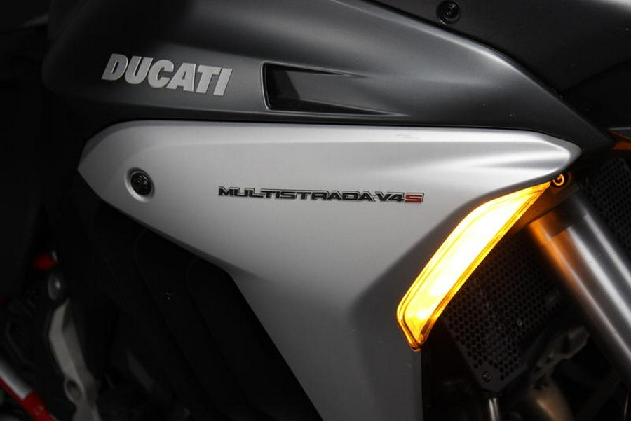 2021 Ducati Multistrada V4S Aviator Grey / Alloy Wheels