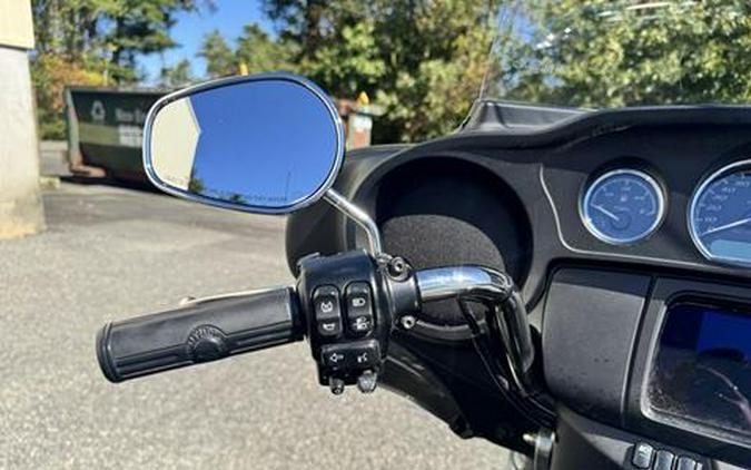 2022 Harley-Davidson Tri Glide Ultra (G.I. Enthusiast Collection)