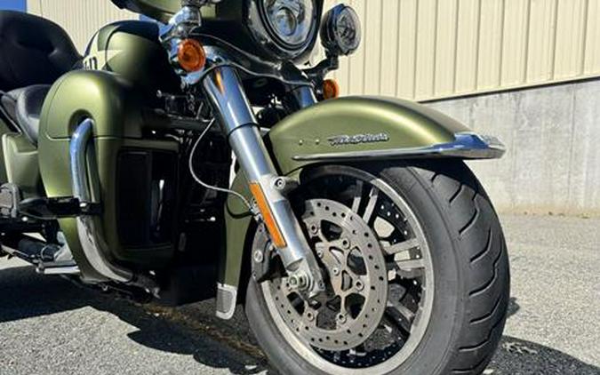 2022 Harley-Davidson Tri Glide Ultra (G.I. Enthusiast Collection)