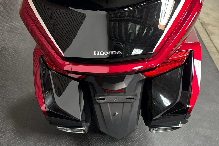 2021 Hondada GL18TD