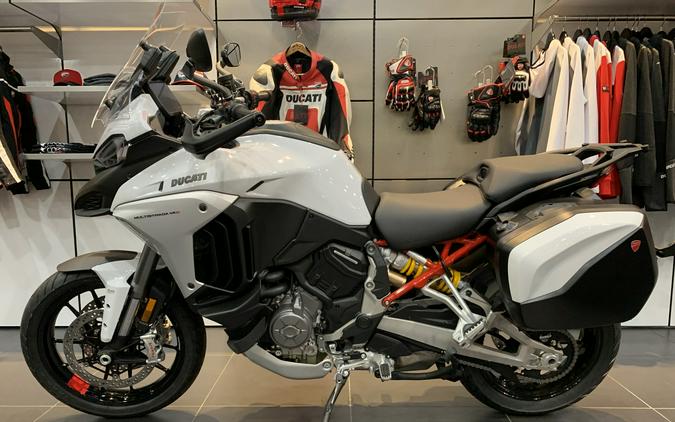 2023 Ducati Multistrada V4 S Travel & Radar