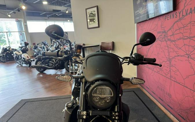 2019 Indian Motorcycle® FTR™ 1200 S Titanium Metallic over Thunder Black Pearl