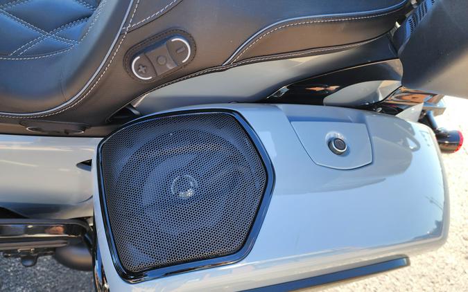 2025 Indian Motorcycle Roadmaster® PowerPlus Dark Horse® with 112 and PowerBand Audio Package